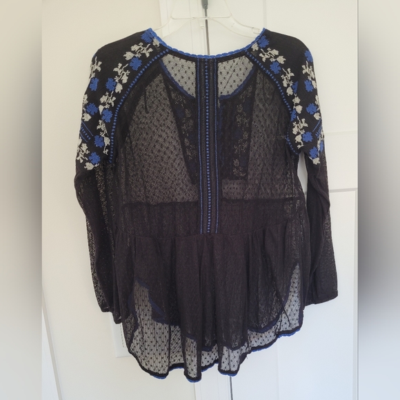 Free People Shirt Black Mesh Long Sleeve Blue White Embroidery Sheer Siz… - Picture 5 of 5